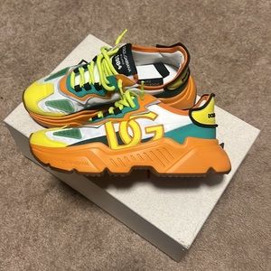 Size 42 Dolce&Gabbana men’s sneakers.